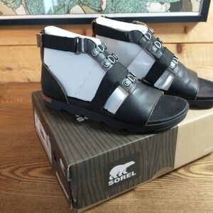 Sorel Woman's Black Strap Sandals